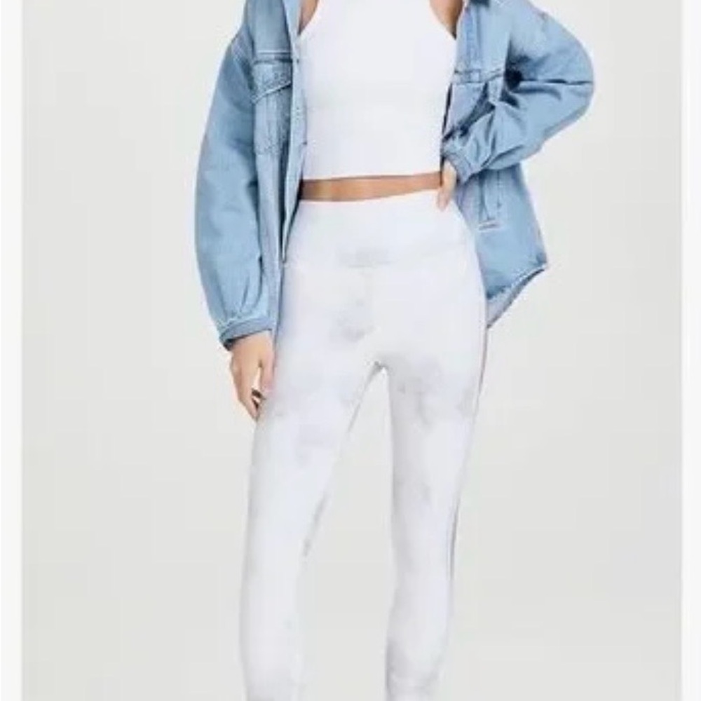 NWT Spiritual Gangster White and Gray Leggings intent medium - Picture 10 of 14